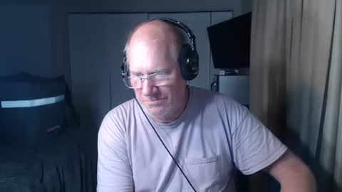 CasinoCam online show from 11-21-25, 02:10