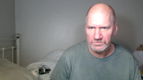 Snapshot of casinocam chatting on 06-27-26, 03:50 CasinoCam online show from 06-27-26, 03:50
