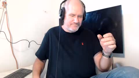 Snapshot of casinocam chatting on 07-28-26, 06:20 CasinoCam online show from 07-28-26, 06:20
