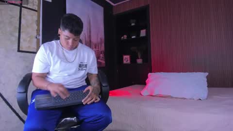 Snapshot of caspermilers chatting on 06-16-26, 01:25 Casper online show from 06-16-26, 01:25