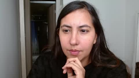 Snapshot of cassandra_ruizz chatting on 06-06-26, 01:49 573215024606 online show from 06-06-26, 01:49