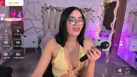 Snapshot of casse_tay chatting on 06-18-26, 03:18 casse_tay online show from 06-18-26, 03:18