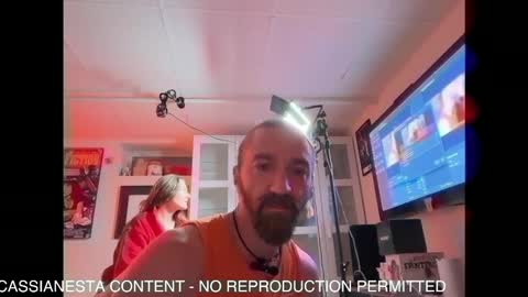 Snapshot of cassianesta chatting on 05-29-26, 01:03 Cassian and Nesta online show from 05-29-26, 01:03
