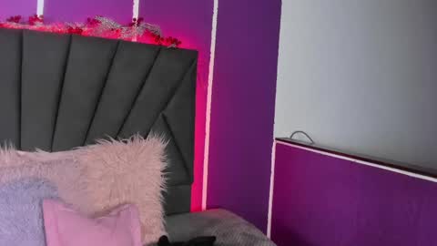 Cassie Jones online show from 02-14-25, 09:24