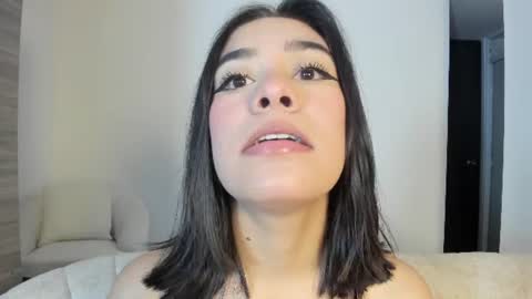 Snapshot of cassie_jones1 chatting on 06-12-26, 11:46 Cassie Jones online show from 06-12-26, 11:46