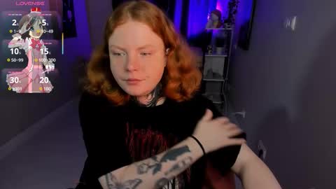 Snapshot of cassie_xkiss chatting on 10-10-25, 08:30 Cassie online show from 10-10-25, 08:30