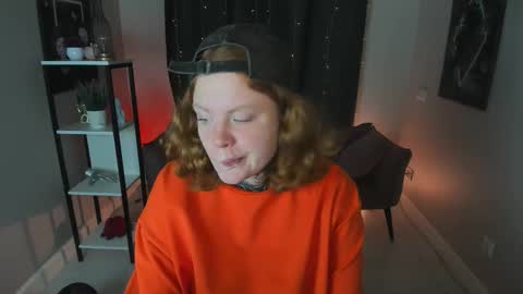 Snapshot of cassie_xkiss chatting on 10-15-25, 08:42 Cassie online show from 10-15-25, 08:42