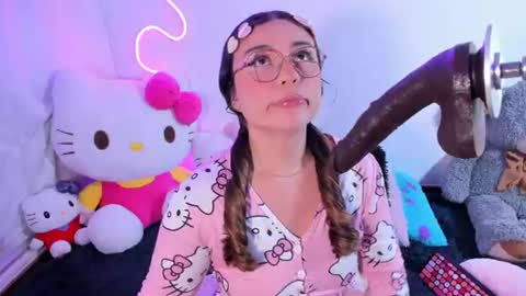 Snapshot of cassiebigass_ chatting on 07-13-26, 03:48 Bela igzaii9r online show from 07-13-26, 03:48