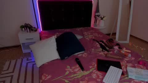 Cassie online show from 01-17-25, 10:11