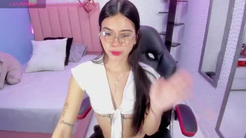 cassiehoward14 online show from 01-09-25, 03:15