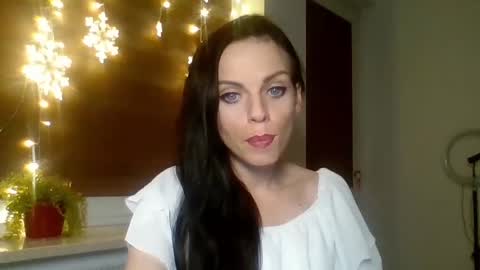 Cassie online show from 01-08-25, 09:23