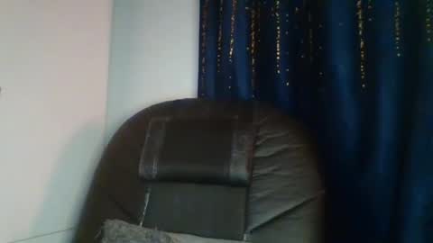 Cassie online show from 10-22-25, 07:02