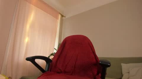  cassandra  online show from 04-16-26, 11:44