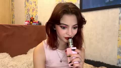 Snapshot of cassyvixen chatting on 06-11-26, 03:54 Cassy online show from 06-11-26, 03:54