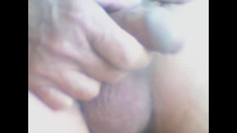 Snapshot of castells chatting on 05-06-26, 04:34 castells online show from 05-06-26, 04:34
