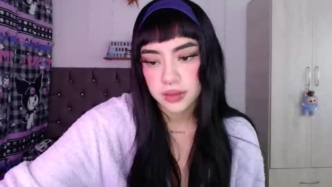 Snapshot of cat_mila_ chatting on 04-16-26, 03:29 Mila online show from 04-16-26, 03:29