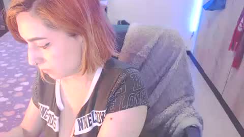 Snapshot of cat_naughty chatting on 02-06-25, 05:09 cat naughty online show from 02-06-25, 05:09