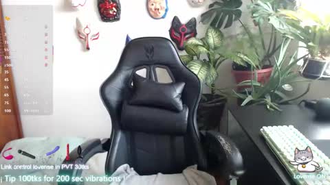 Snapshot of cat_salo chatting on 11-05-25, 12:27 Maria kittie PVT model online show from 11-05-25, 12:27