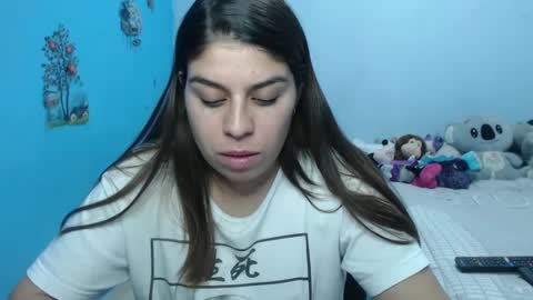 Snapshot of cata_09 chatting on 01-18-25, 10:49 cata online show from 01-18-25, 10:49