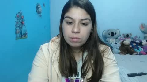 Snapshot of cata_09 chatting on 03-08-25, 12:11 cata online show from 03-08-25, 12:11