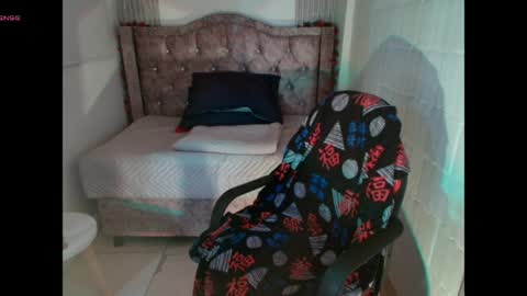 Snapshot of cata_1800 chatting on 05-15-26, 11:45 Cata online show from 05-15-26, 11:45