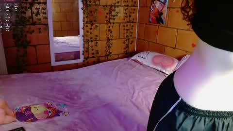 Snapshot of cata_snow chatting on 05-07-26, 10:48 Cata Snow online show from 05-07-26, 10:48