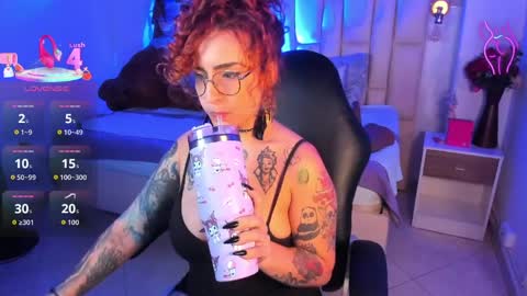 Snapshot of catalehia_moonlightt chatting on 03-31-26, 09:26 Catalehia online show from 03-31-26, 09:26