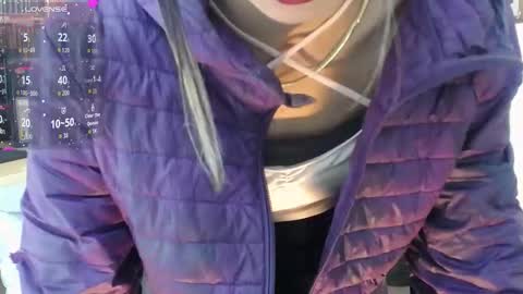 Snapshot of catalella_ar chatting on 10-26-25, 03:12 Queen Catalella online show from 10-26-25, 03:12