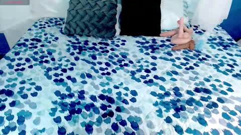 Snapshot of cataleya_eebony chatting on 12-22-25, 11:29 cataleya_eebony online show from 12-22-25, 11:29