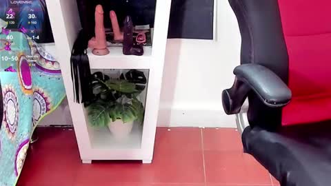 cataleya  online show from 09-16-25, 12:11