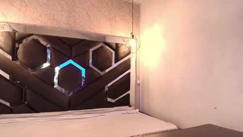 Cataleya online show from 11-21-25, 11:09