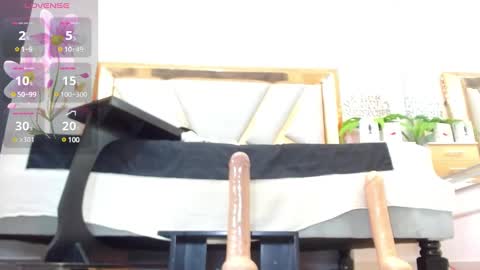 Snapshot of catalillina_love1 chatting on 01-18-25, 07:48 Cata online show from 01-18-25, 07:48