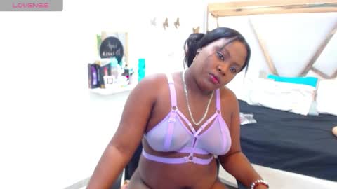 Snapshot of catalillina_love1 chatting on 01-28-25, 01:16 Cata online show from 01-28-25, 01:16