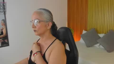 Snapshot of catalina_villan chatting on 07-15-26, 06:57 C A T A L I N A online show from 07-15-26, 06:57
