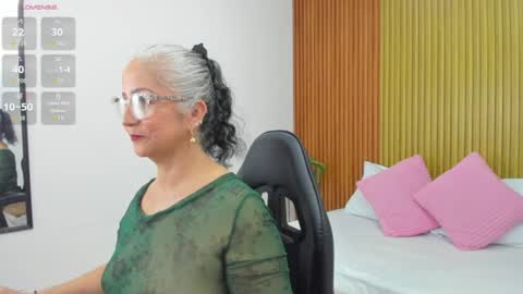 Snapshot of catalina_villan chatting on 08-01-26, 07:24 C A T A L I N A online show from 08-01-26, 07:24