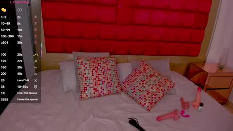 Snapshot of catalinablaze chatting on 05-15-26, 10:50 catalinablaze online show from 05-15-26, 10:50