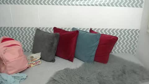 Snapshot of catalinahenao chatting on 12-19-25, 03:13 cata online show from 12-19-25, 03:13