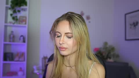 Snapshot of catecrago_ chatting on 02-26-25, 02:46 catecrago online show from 02-26-25, 02:46