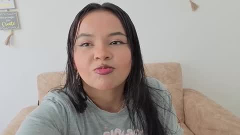 Snapshot of catherine____ chatting on 10-19-25, 07:36 Catherin online show from 10-19-25, 07:36