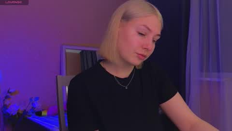 Snapshot of catherine_river chatting on 01-16-26, 01:37 Catherine online show from 01-16-26, 01:37