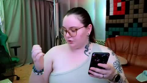 Snapshot of catherineclaire chatting on 07-24-26, 04:16 catherineclaire online show from 07-24-26, 04:16
