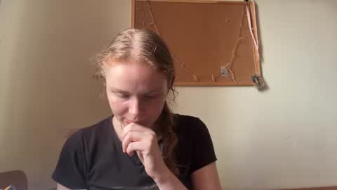Snapshot of catherinefrancis chatting on 07-10-26, 06:28 Jessica online show from 07-10-26, 06:28