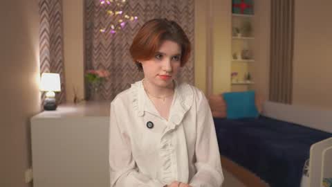 Snapshot of catherinegidden chatting on 02-16-26, 01:40 Kate online show from 02-16-26, 01:40