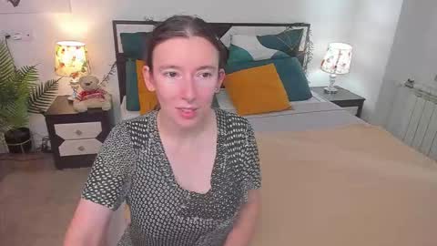 Catrin online show from 09-12-25, 06:46