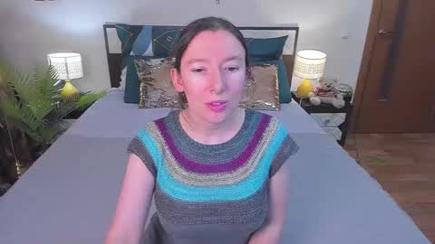 Catrin online show from 02-24-26, 01:03