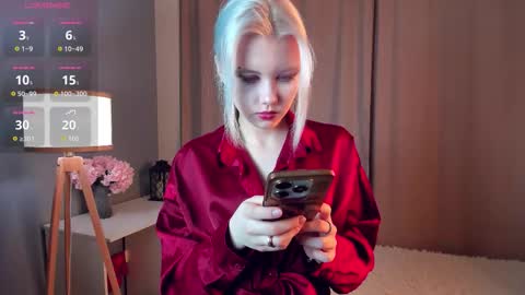 Mia online show from 03-16-26, 11:03