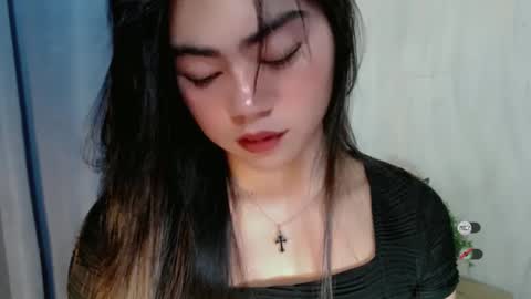 Snapshot of cathy_ho chatting on 12-17-24, 02:00 cathy_ho online show from 12-17-24, 02:00