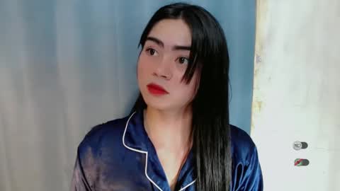 Snapshot of cathy_ho chatting on 01-10-25, 12:26 cathy_ho online show from 01-10-25, 12:26