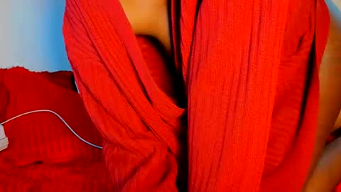 Snapshot of cathynoir chatting on 10-30-25, 09:33 catrine online show from 10-30-25, 09:33