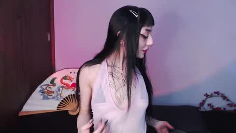 Cati help me reach my goal of 100 thumbs up again 3 online show from 01-11-25, 09:04